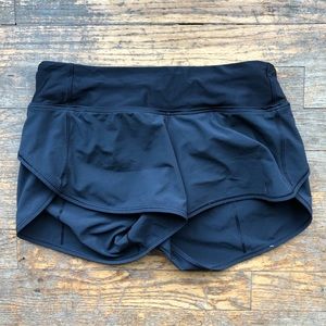 Black Lululemon speed shorts water size 4